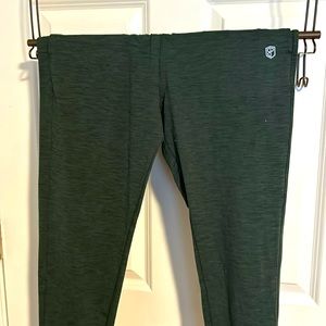 Born Primitive green ladies medium Altleisure joggers.